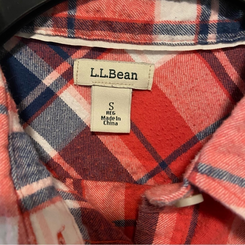L.L Bean Women’s Button Down Shirt Size Small Multicolor Plaid Ranch Chore - Picture 2 of 8